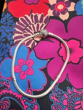 Authentic Pandora Sparkling Heart Bracelet #590743CZ